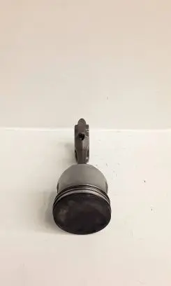 Toyota Land Cruiser (HDJ90) Piston with connecting rod
