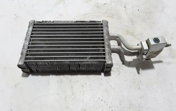 Chrysler Pacifica Air conditioning (A/C) radiator (interior) FK200001