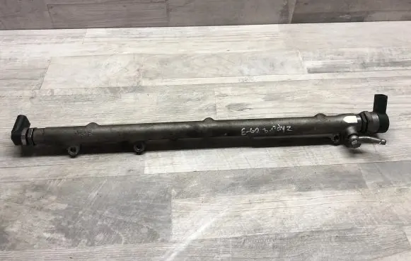 BMW 5 E60 E61 Fuel main line pipe 7795514 079814 0445216015