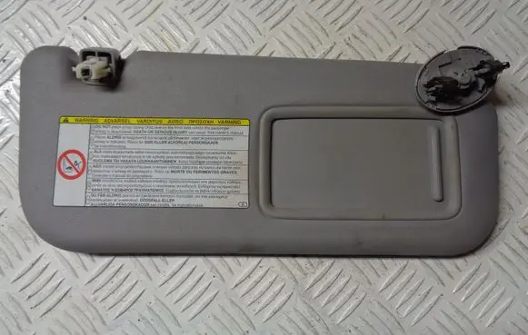 Toyota Yaris Sun visor