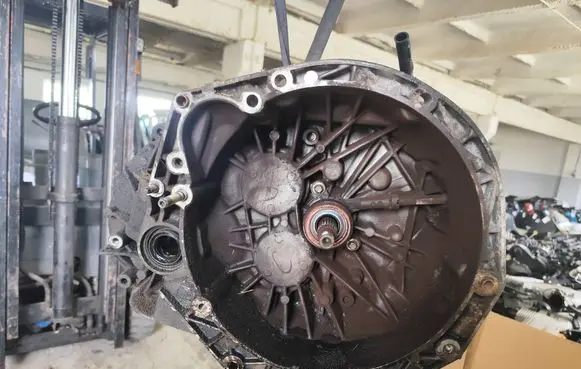 Opel Vivaro Manual 6 speed gearbox PK6375 C061590 7701723303