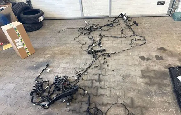 Ford Focus Right interior wiring harness NX6T90PC41684