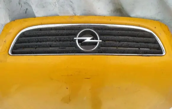 Opel Zafira A Front grill