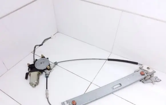 Mazda MPV Rear door window regulator with motor CM0115100 1174039B