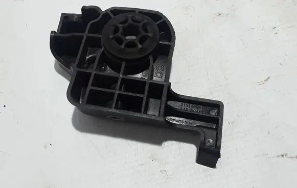 Renault Twingo III Radiator mount bracket