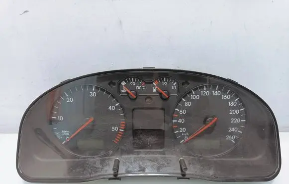 Volkswagen PASSAT B5 Speedometer (instrument cluster) 3B0920822A 4122011702 0263623024