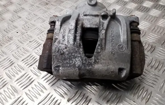 Mercedes-Benz E W211 Front brake caliper Z06028295