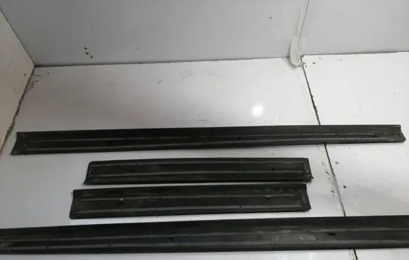 Audi A6 S6 C6 4F Front sill trim cover 4F0853373K 4F0853375