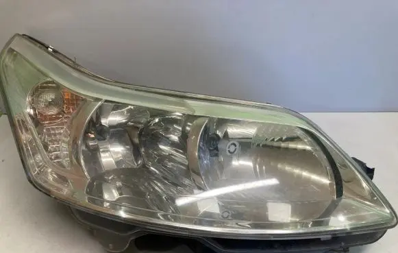 Citroen C4 I Headlight/headlamp 89009406 8990032
