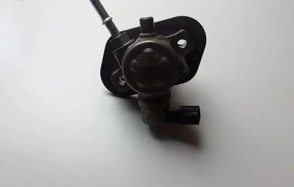 Lexus IS III XE30 Fuel injection high pressure pump 2322136020