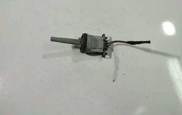 Volkswagen Golf IV Interior temperature sensor 1J0907543