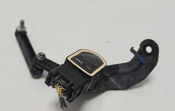 BMW X5M E70 Headlight/headlamp level sensor 6773140 6785207 6752797