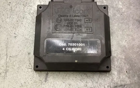 Mercedes-Benz C W203 LP gas control unit module 10R027240 67R017006 70301001