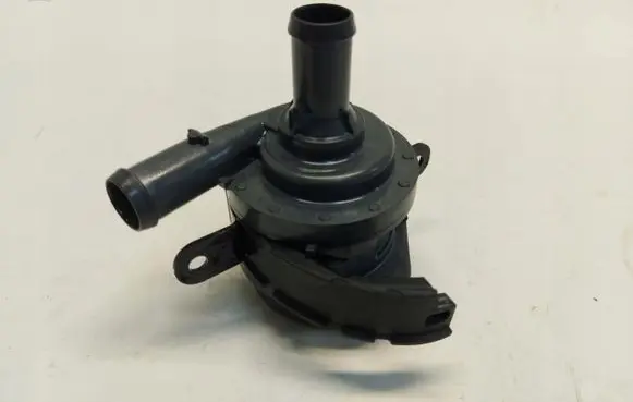 Volvo XC60 Electric auxiliary coolant/water pump 518705030