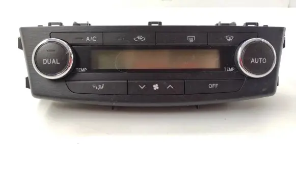 Toyota Avensis T270 Climate control unit 5590005400 T1002282E