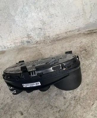 Opel Insignia A Speedometer (instrument cluster) 20980566
