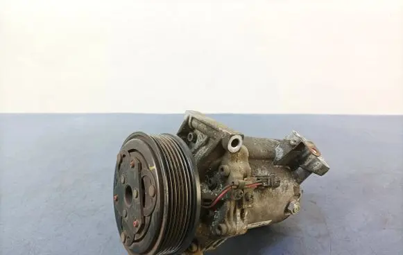 Dacia Lodgy Air conditioning (A/C) compressor (pump) 926008367R