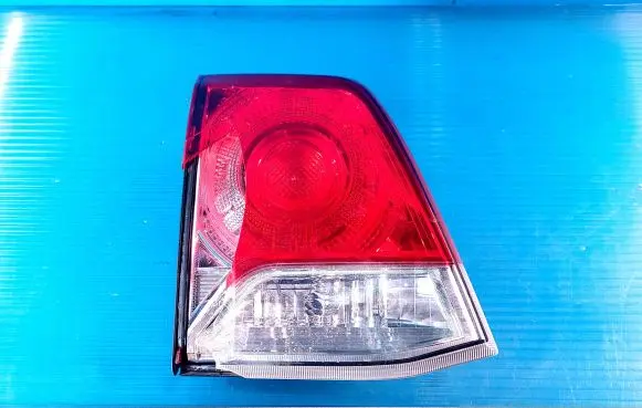 Toyota Land Cruiser (J200) Tailgate rear/tail lights 60172