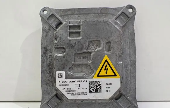 BMW 3 E92 E93 Xenon control unit/module 3073229153 130732915301