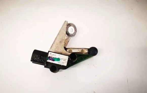 Tesla Model S Front height sensor lever 600651400B