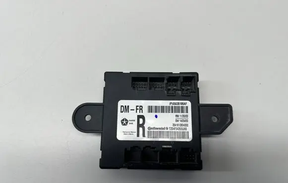 Dodge Challenger Door control unit/module P05035186AF 05035186AF 2841612804300