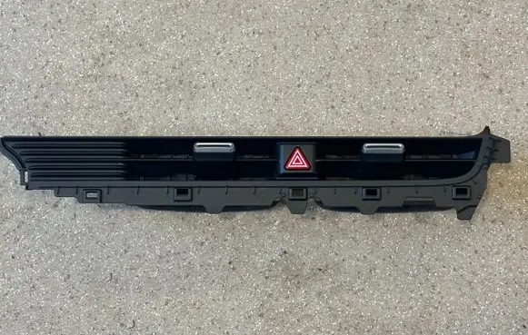 Hyundai Ioniq 5 Dash center air vent grill 97410GI000