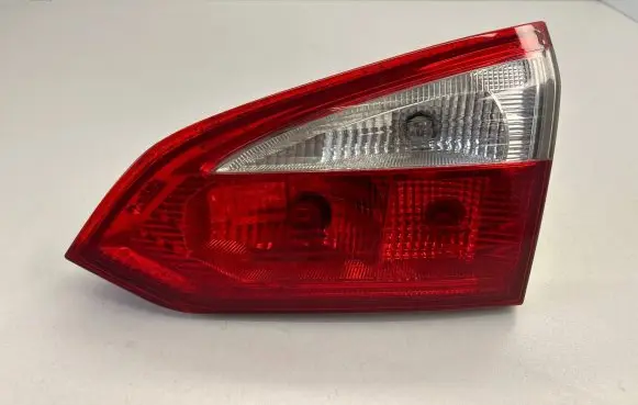 Ford Focus Tailgate rear/tail lights BM5113A602BC BM5113A602E