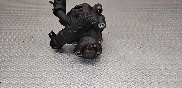 Audi A3 S3 8L Power steering pump 1J0422154A