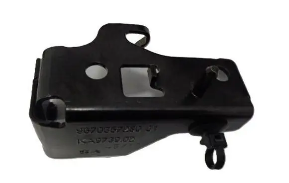 Peugeot 208 I Engine mount bracket 9670357280