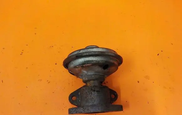 Jeep Cherokee KJ EGR thermostat 72827002 66B1