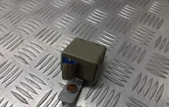 KIA Shuma Window wiper relay KIAK2N3