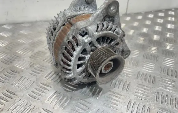 Nissan Juke I F15 Generator/alternator 231001KA1A A2TJ1291ZE
