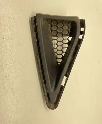 Ford Mustang VI Front bumper lower grill JR3B17B968AAW jr3b17b968aaw