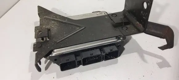 Renault Megane II Engine control unit/module 8200349846 8200310863 0281011390
