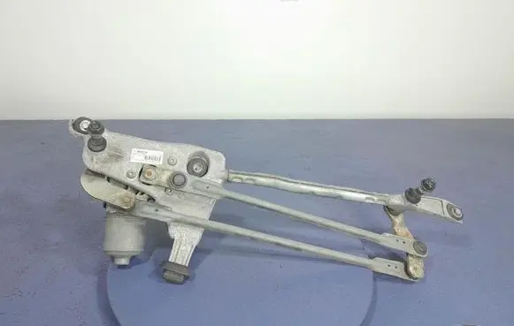 Front wiper linkage and motor