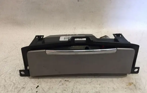 Ford Mondeo MK IV Ashtray (front) 1138790A