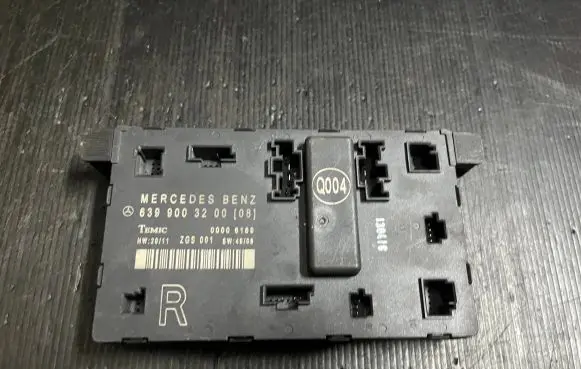Mercedes-Benz Vito Viano W639 Door control unit/module 6399003200 00006169
