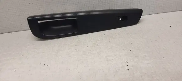 KIA Ceed Front door interior handle trim 823611H000