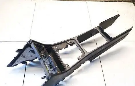 Volkswagen PASSAT B6 Center console 3C1863243B