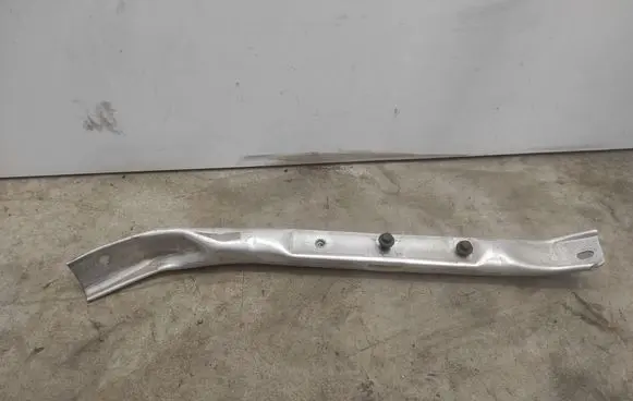 Ford Explorer VI Other engine bay part L1MB3A201AB