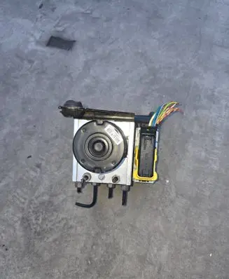 Peugeot 206+ ABS Pump 9659136980 10020700684 020700683229200