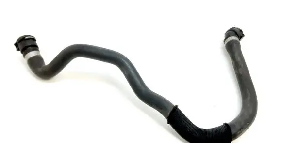 BMW X5 E70 Engine coolant pipe/hose