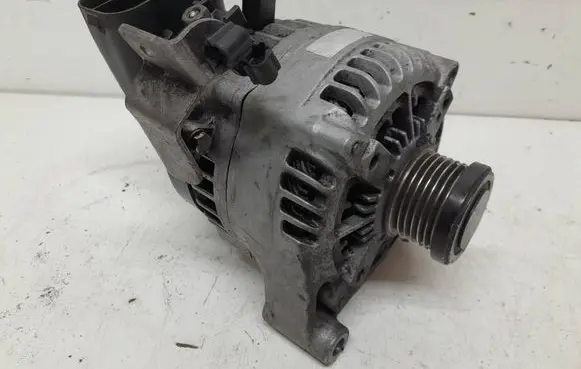 BMW 3 F30 F35 F31 Generator/alternator 7605060