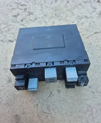 Volkswagen PASSAT B6 Comfort/convenience module 3C0937049J F005V00530