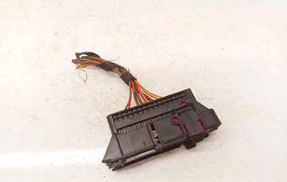 Volkswagen Golf VI Sensor 1K0937722D