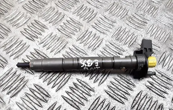 Audi A6 S6 C6 4F Fuel injector 0445116030 03L130277