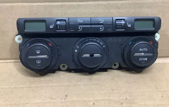 Volkswagen Golf V Climate control unit