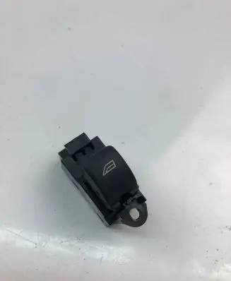 Volvo V40 Electric window control switch 31394840