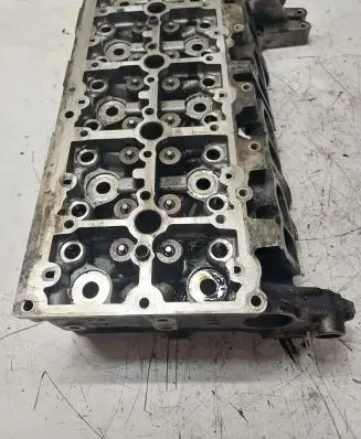 BMW 3 G20 G21 Engine head 85137090400 B47D20A