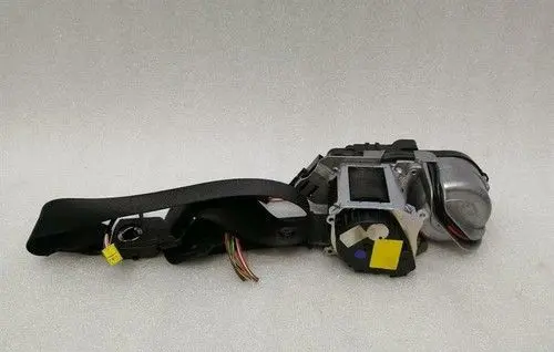 Mercedes-Benz S W221 Front seatbelt buckle A2218605485